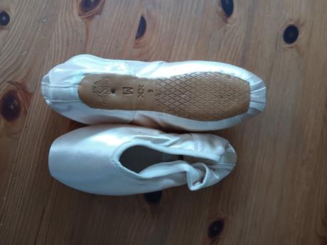 Baletné špičky, 36