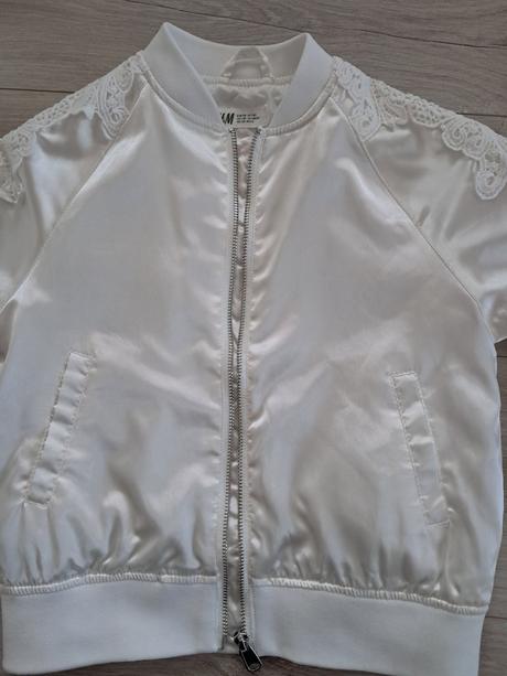 Biela saténová bombera, h&m,128