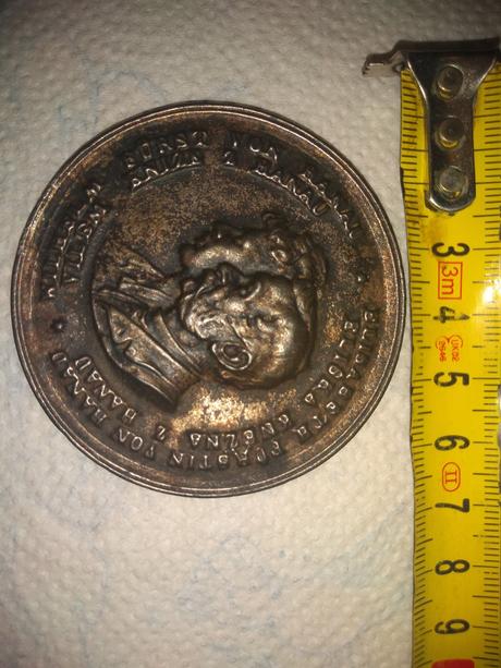 Medaila - knieža vilem a eliška z hanau, 