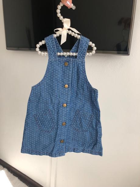 Riflové šaty na traky, 86