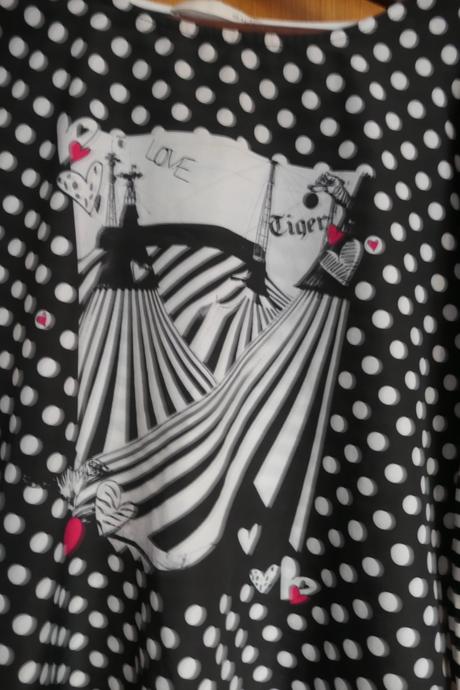 Oui original jedinecna, vzdusna padava krasna, m