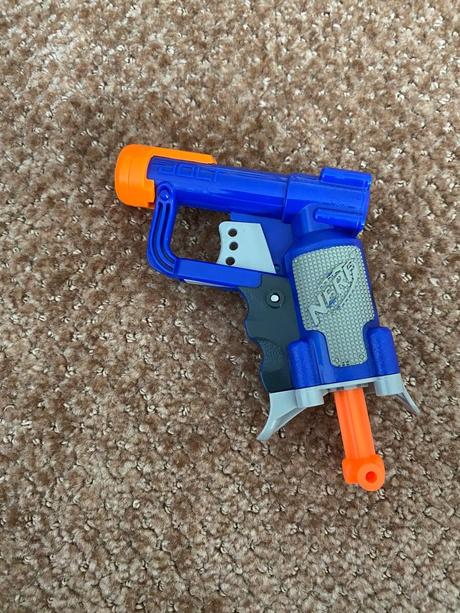 Nerf n-strike jolt blaster,