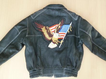 Kožená bombera, 116