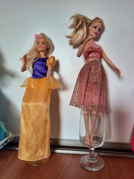 Barbie , morská panna svieti, 