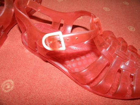 Topánky do vody, 33