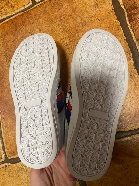 Tenisky, authority,31