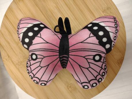 Plyšový ružovo čierny motýľ, 22 cm,