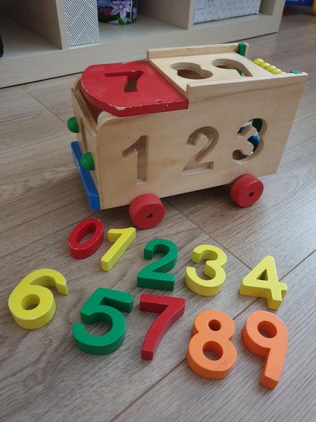 Drevené autíčko, 