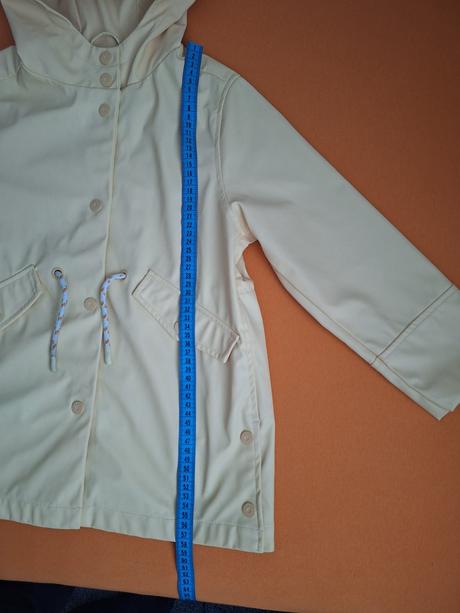 Bunda do dažďa, zara,122