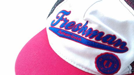 Next šiltovka cervenobiela, next,116