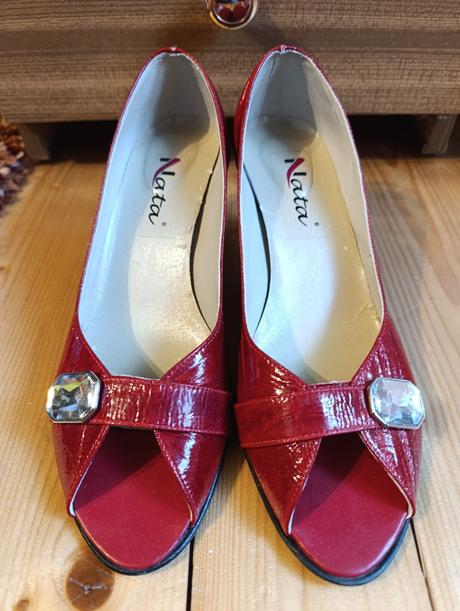 Krásne červené lakované lodičky - veľ. 37, 37
