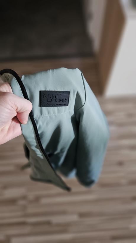 Tenka sustakova bundicka aj do vetra v.128, f&f,128