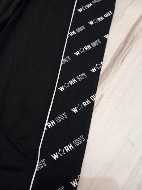 Športové hladké legíny, 134 / 140 / 158 / 164