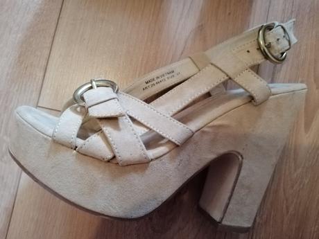 Sandálky na platforme, 37