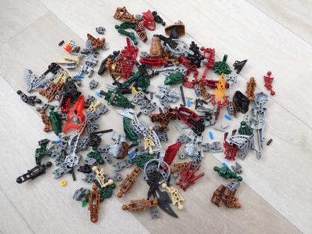 Zmiešané viacej starších modelov robotov, 