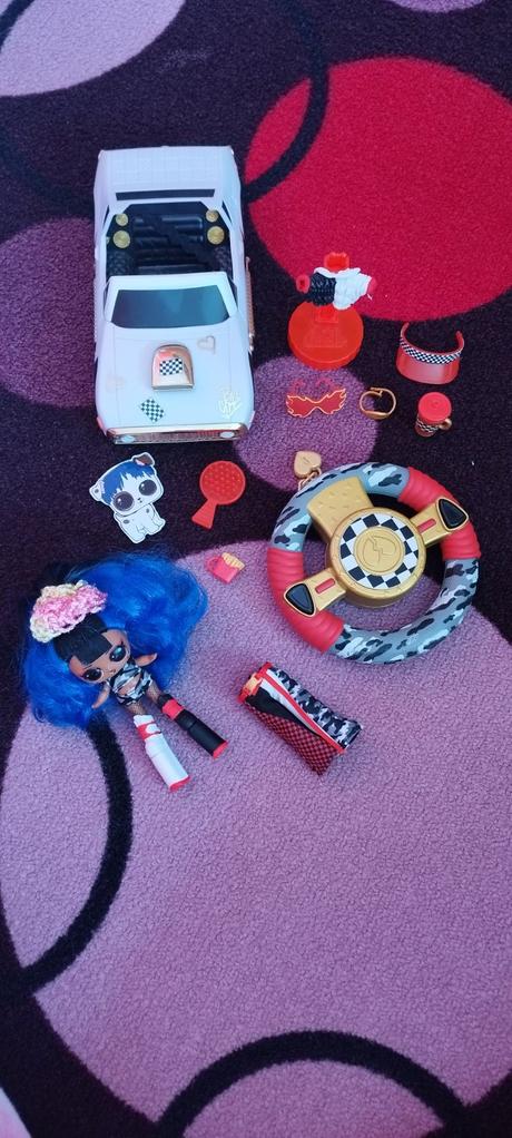 Bábika lol a autíčko, 