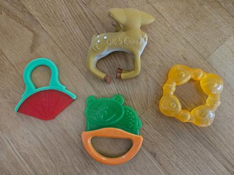 Hryzátka silikónové kaučukové oli & carol, 