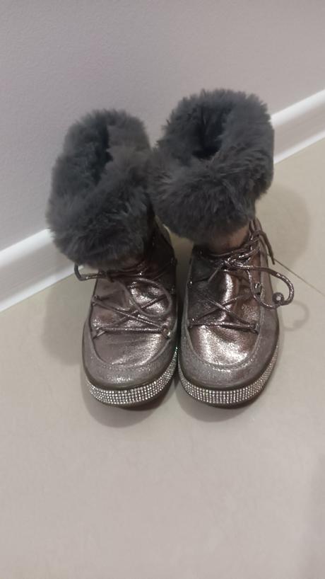 Nádherné čižmičky s kožušinkou, 36