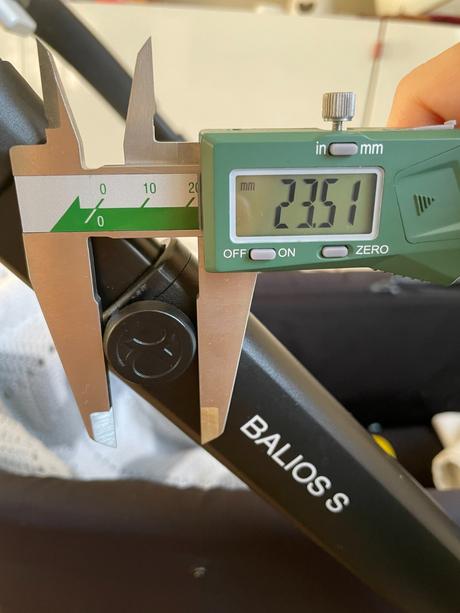 Držiak na pohár + háčik na vešanie na kočík cybex, cybex balios s lux