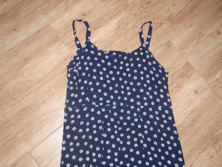 Kvietočkované šaty, m