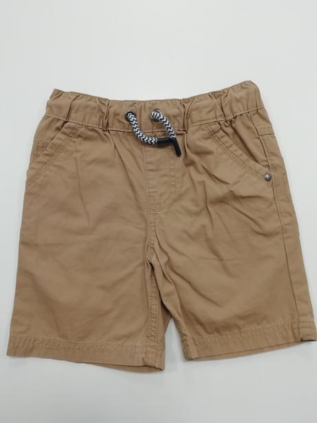 Hnedé kraťasy, f&f,110