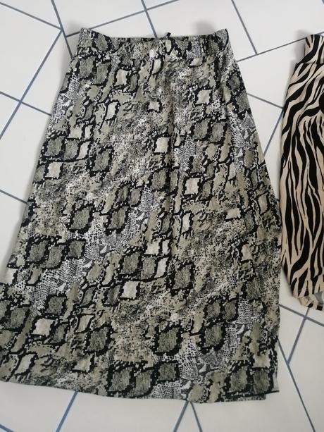 Sukňa so zvierací vzorom, amisu,38