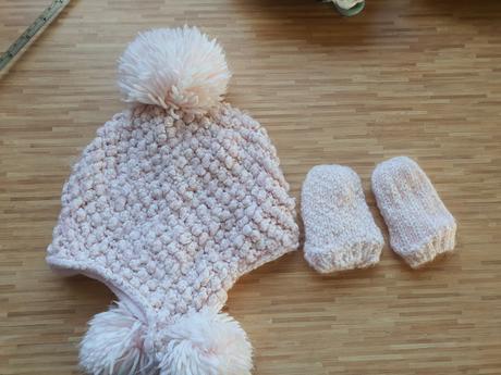 Trblietkava zateplena ciapka + rukavicky, next,68