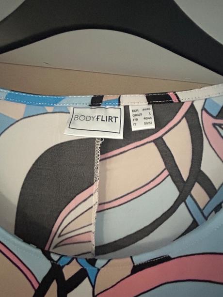 Krásne elastické šaty bonprix 44/46, bonprix,44