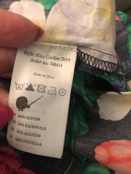 Kvietkova sukňa, veľkosť s, s