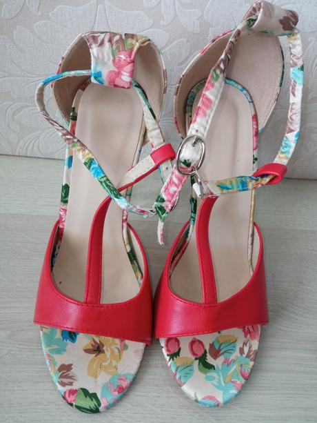 Dámske sandále, 38