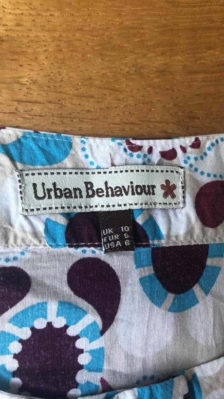 Urban behaviour - blúzka, m