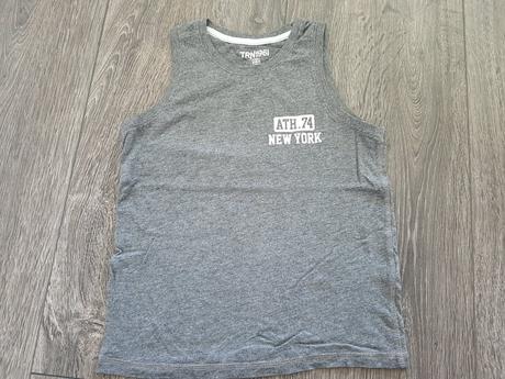 Tricko na ramienka, 134