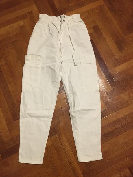 Nohavice 36, bershka,36