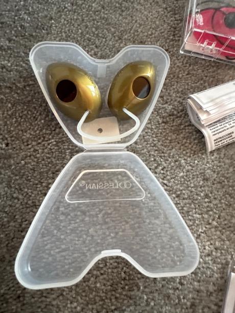 Okuliare do solária, 