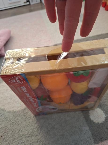 Ovocie na krajanie v debnicke, 