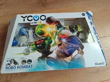 Yogo bojujuce roboty kombat, 
