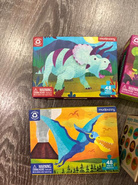 Mudpuppy - pre chlapcov puzzle a pexeso s dinosaur,