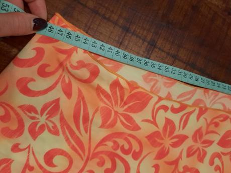 Top, suknička na plávky,