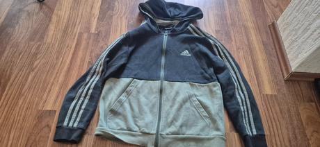 Predam detsky mikinu, adidas,158