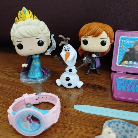 Zbierka figúrok frozen anna a elsa,