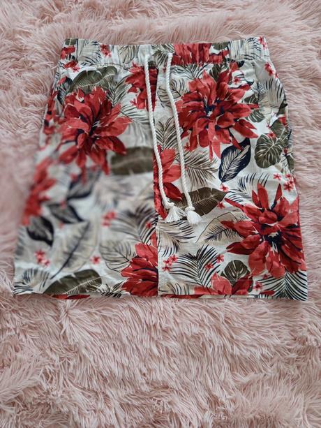 Kvetinová sukna, esmara,40