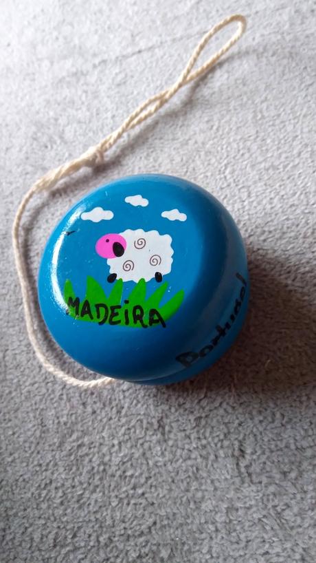 Drevené jojo hračka madeira portugal ako nové, 