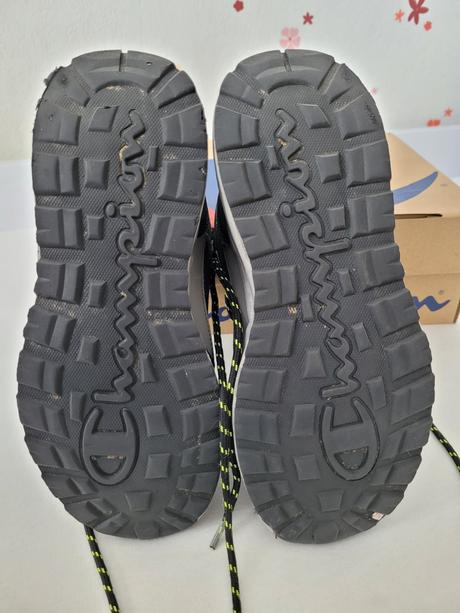 Kotníkové topánky, champion,35