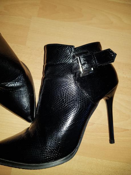 Kotníkové topánky, 38