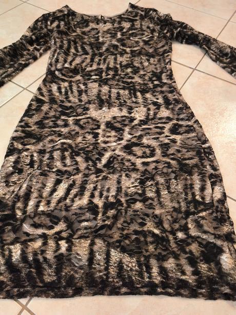 Šaty s leopardím vzorom krátke, s