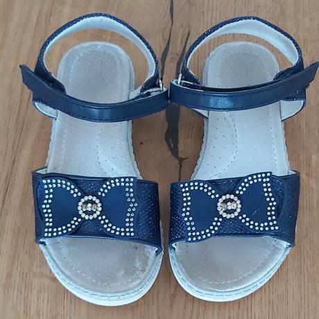 Dievčenské sandále, 30
