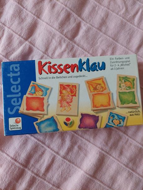 Drevená hra "kissenklau", 