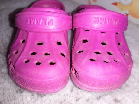 Crocsy plame, 21