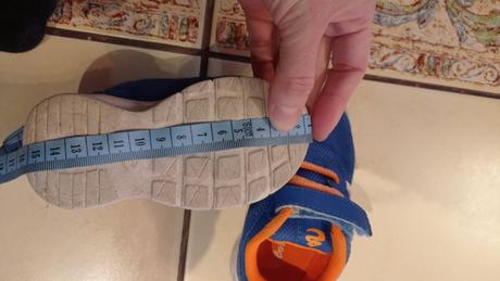 Ľahučké tenisky 21, 21