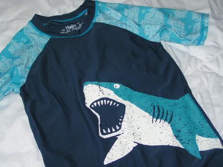 Plavkové tričko, 122